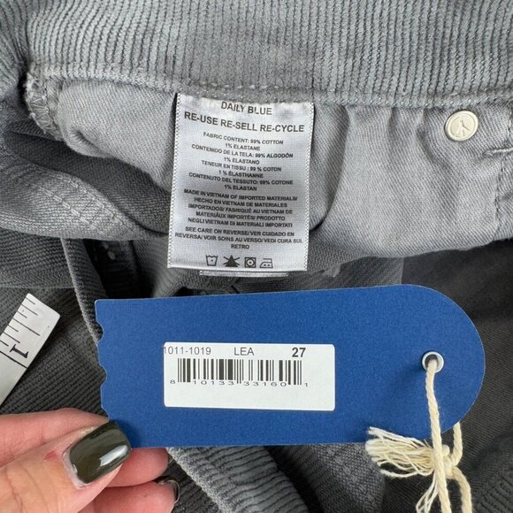Daily Blue NEW Grey Corduroy Boost Straight Leg Jean Women's Size 27 Button Fly - Picture 8 of 11